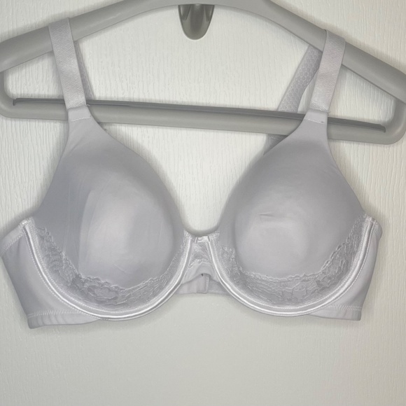 Vanity Fair 76382 Bra 38C White Underwire Lightly Padded Lace Trim Adjustable - Picture 2 of 5